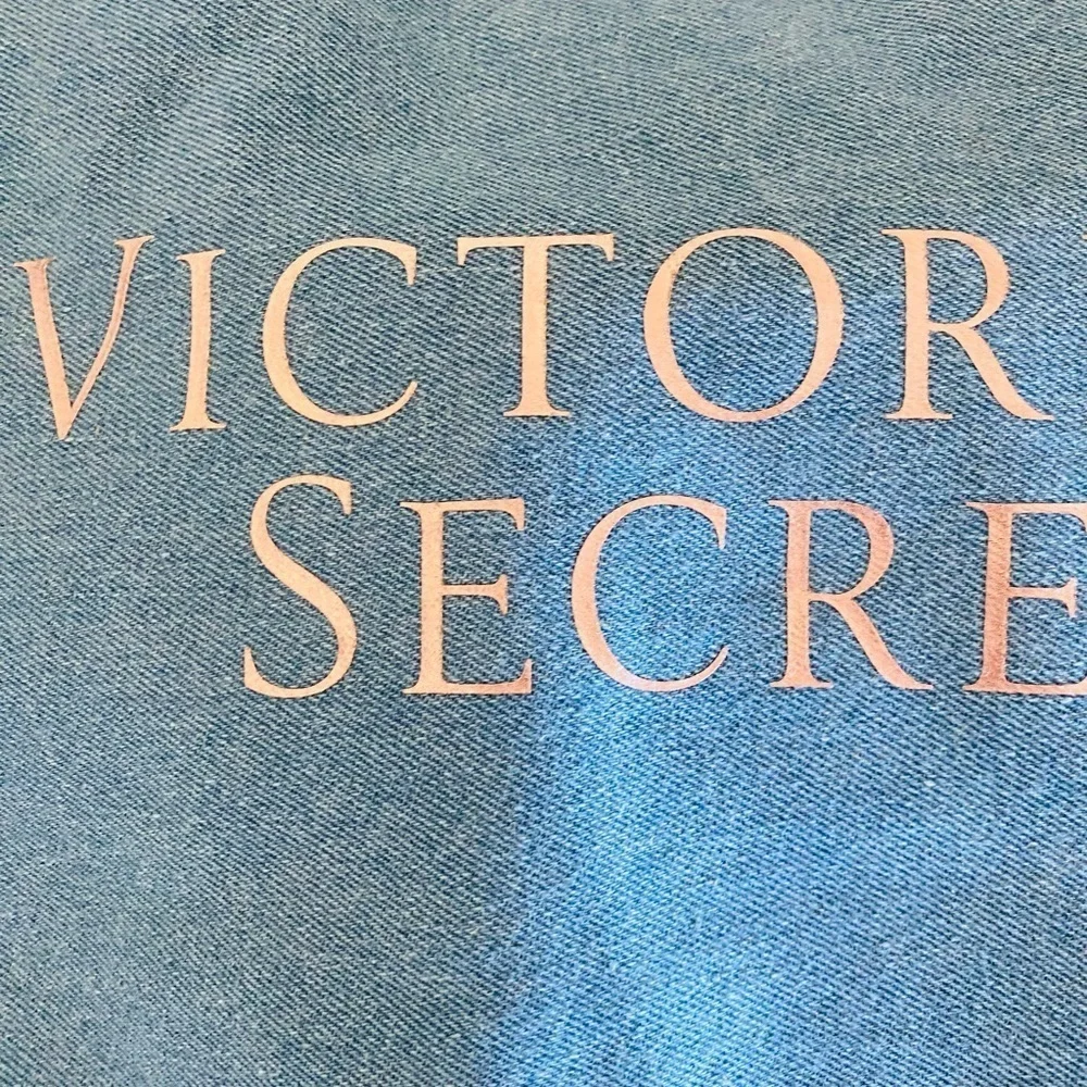 Victorias Secret rose gold